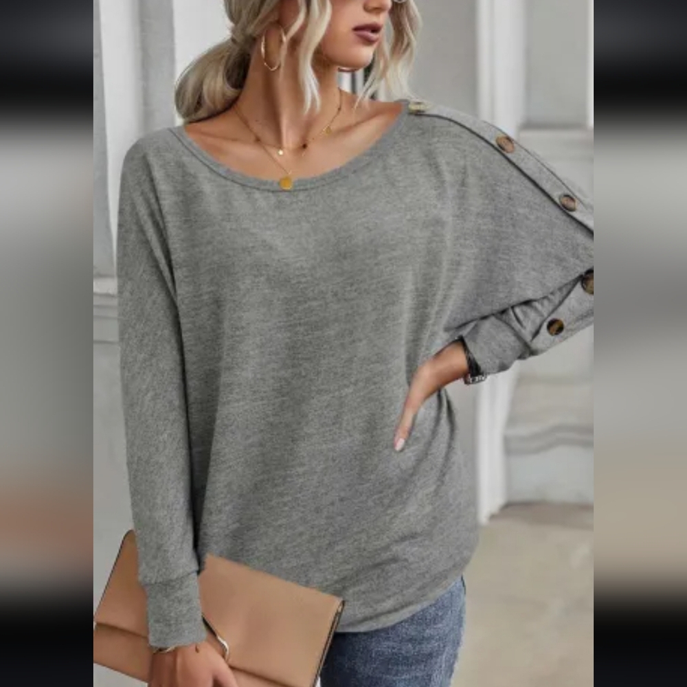 New Dolman Gray Casual top button detail - Picture 3 of 9